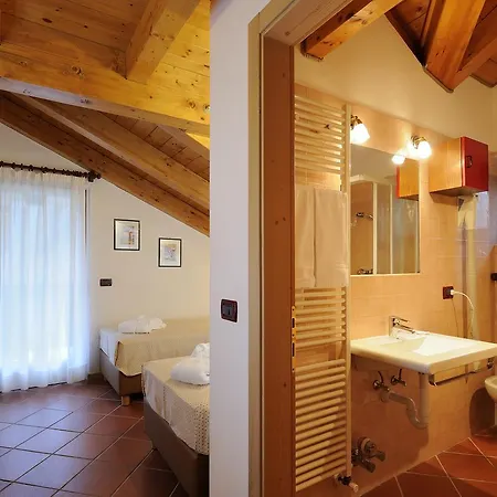 Apartahotel Chalet Dei Pini *